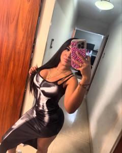614212596: Chica busca chico en Barcelona
