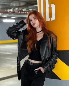 613276942: Chica busca chico en Madrid