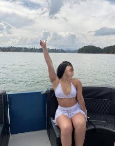 602883093: Chica busca chico en Barcelona