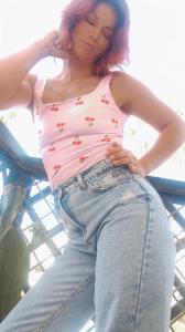 687181489: Chica busca chico en Málaga