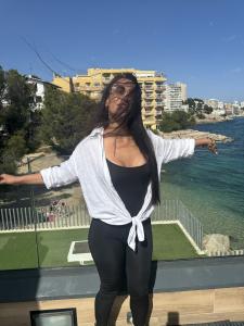 673886848: Chica busca chico en Mallorca