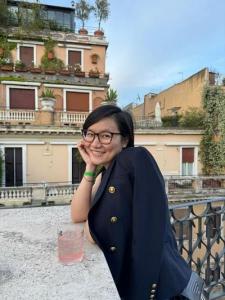 604976221: Chica busca chico en Madrid