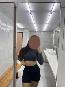 677957668: Chica busca chico en Murcia