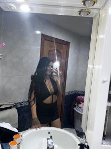 627801196: Chica busca chico en Madrid