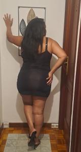 653557330: Chica busca chico en Pontevedra