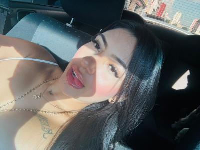 614212596: Chica busca chico en Barcelona
