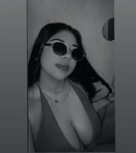 678744429: Chica busca chico en Cantabria