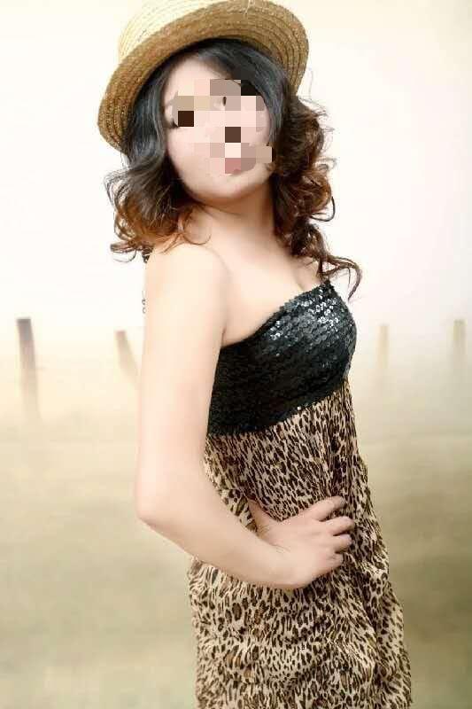 Chica busca chico en Almería: 