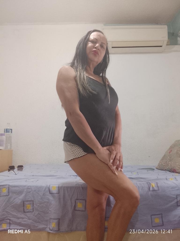 641320257: Chica busca chico en Albacete
