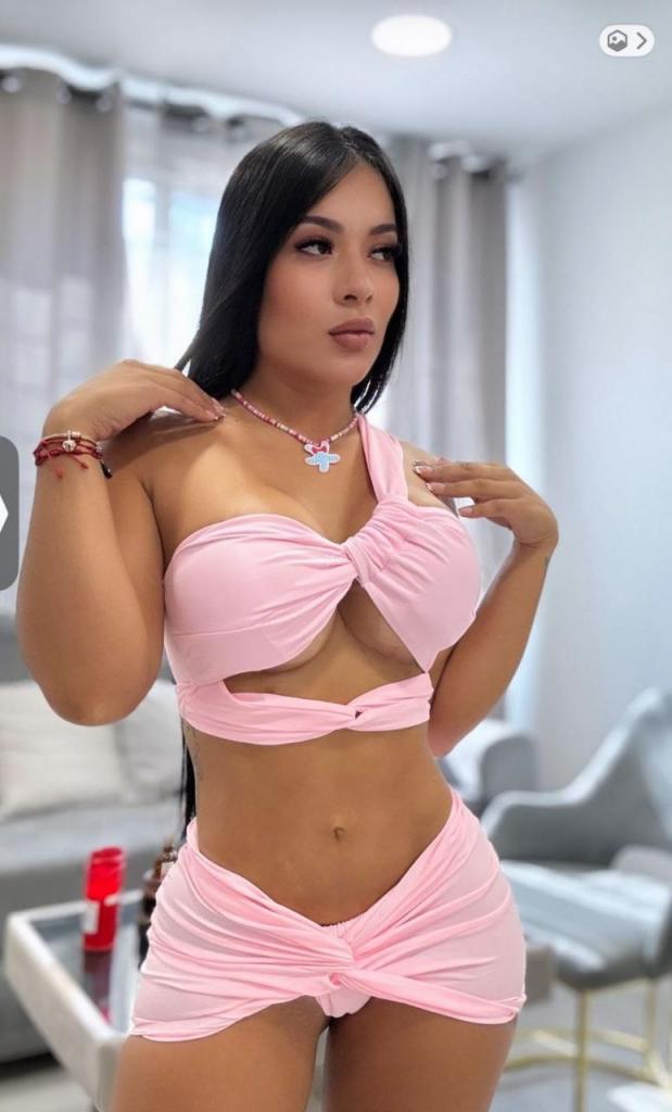 Chica busca chico en Tenerife: 
