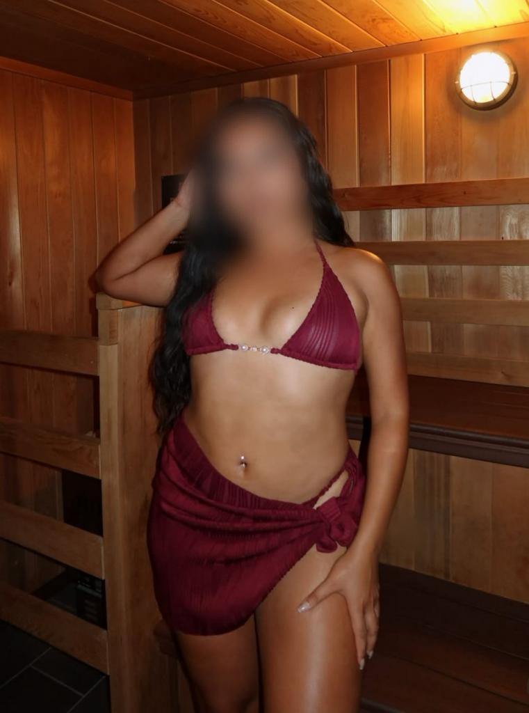 607384697: Chica busca chico en Mallorca
