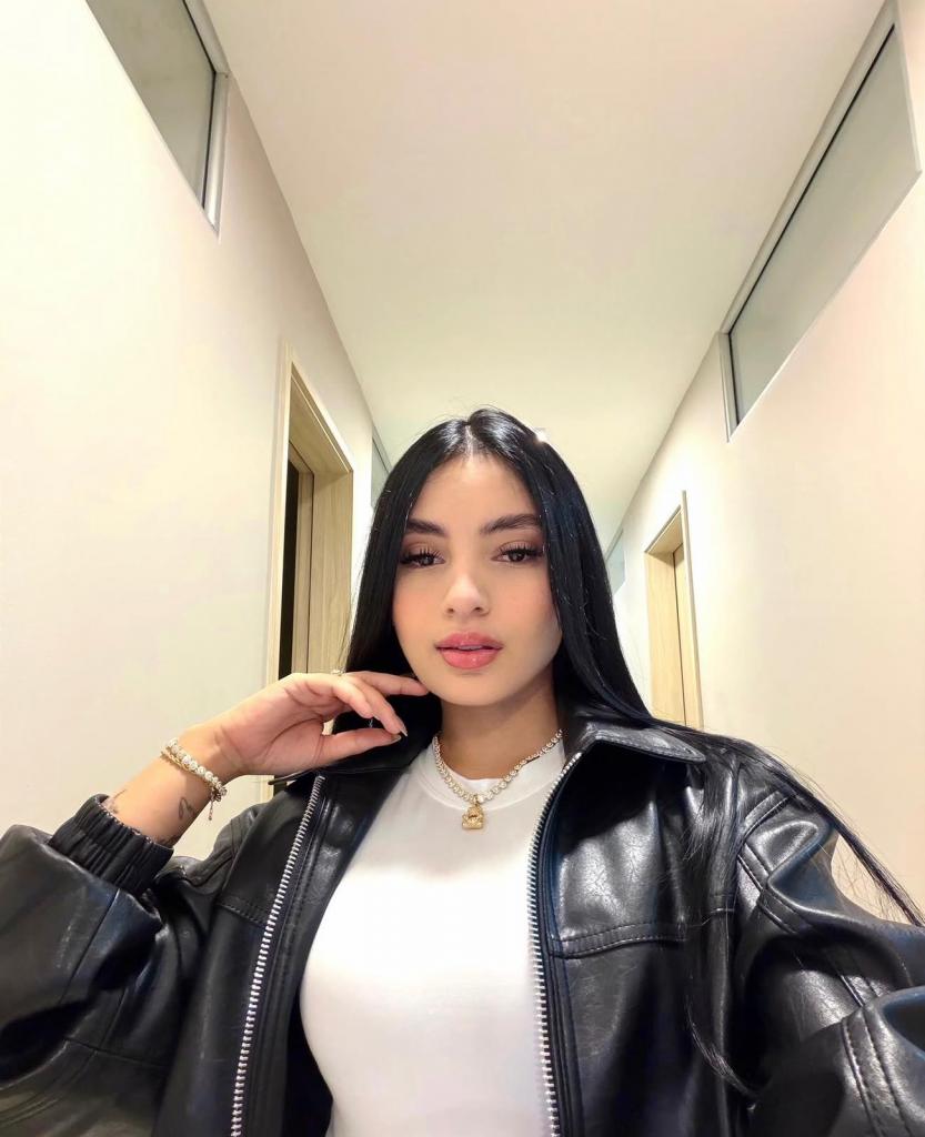674987458: Chica busca chico en Las Palmas
