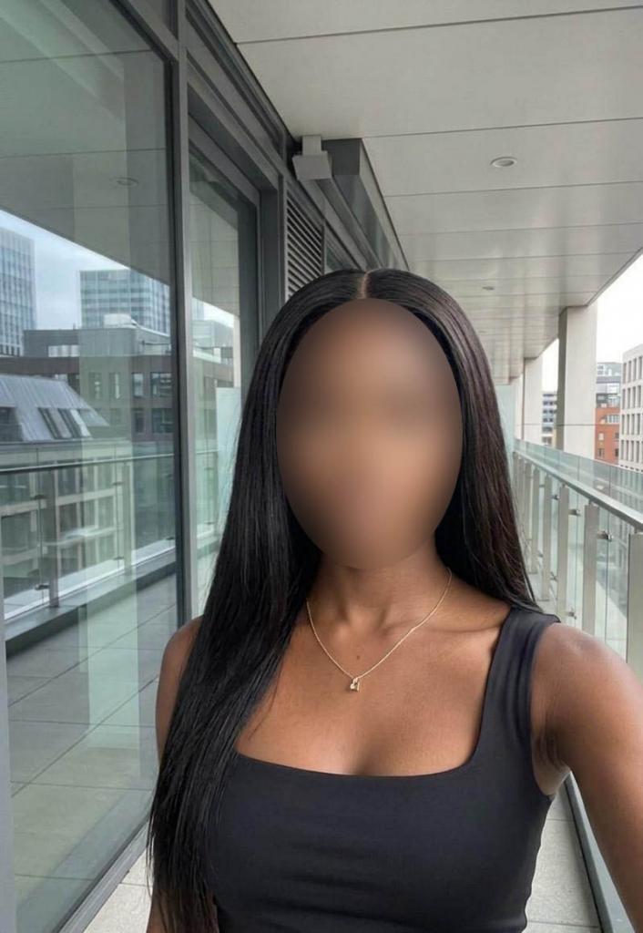 Chica busca chico en Sevilla: 