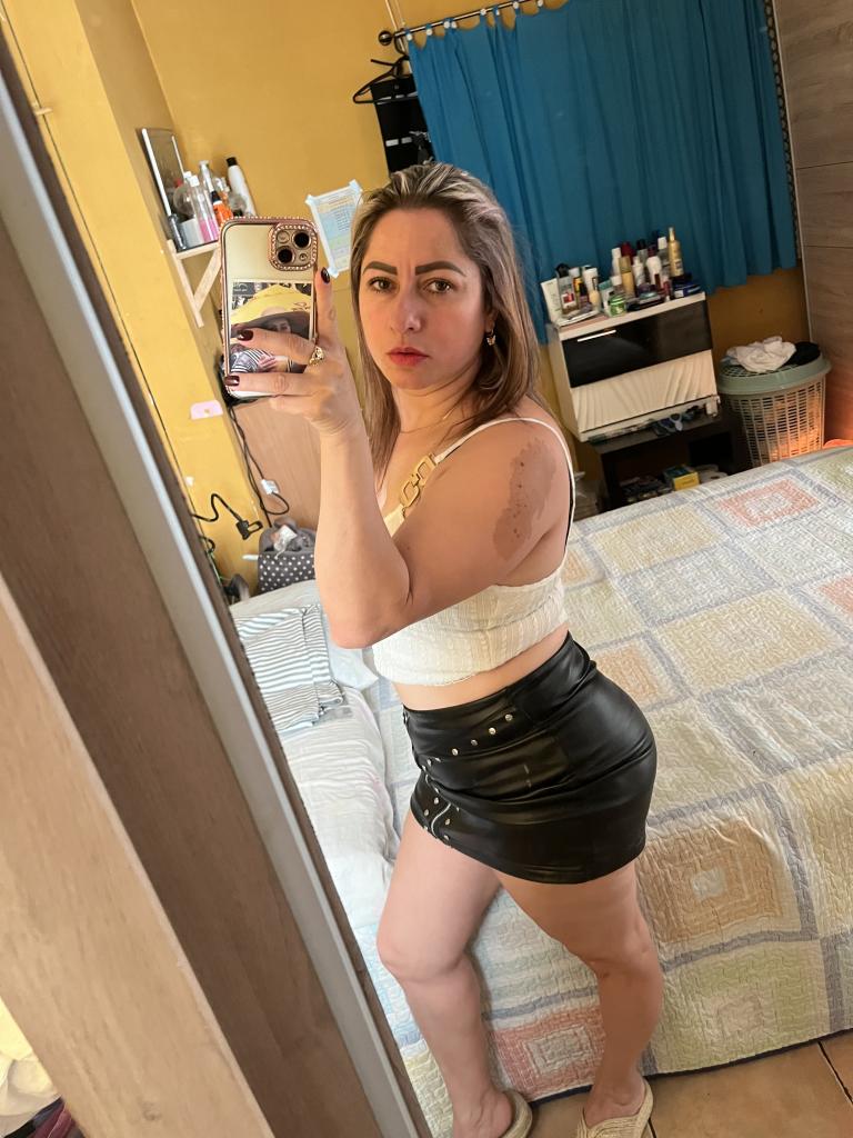Chica busca chico en Alicante: 