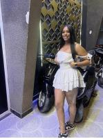 604143728: Chica busca chico en La Coruña