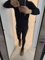 683136261: Chica busca chico en León