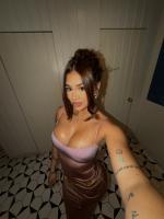 634382313: Chica busca chico en Barcelona