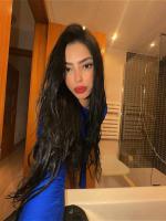 607479662: Chica busca chico en Barcelona