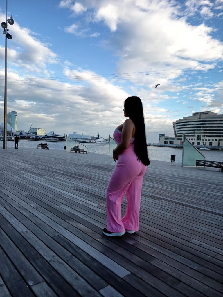 Chica busca chico en Barcelona: 