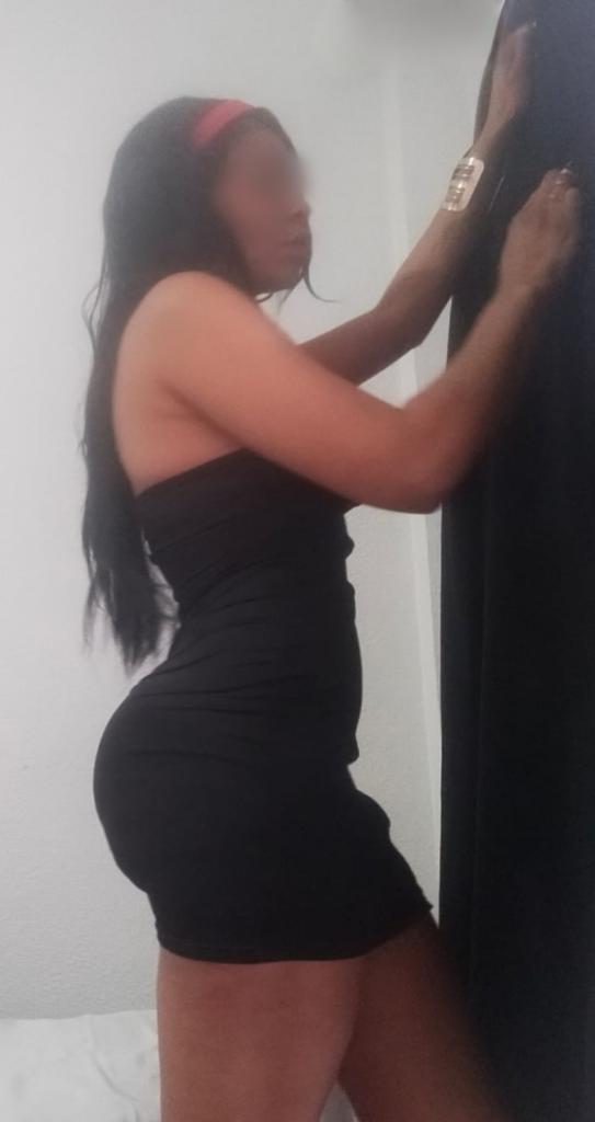 633360111: Chica busca chico en Valencia