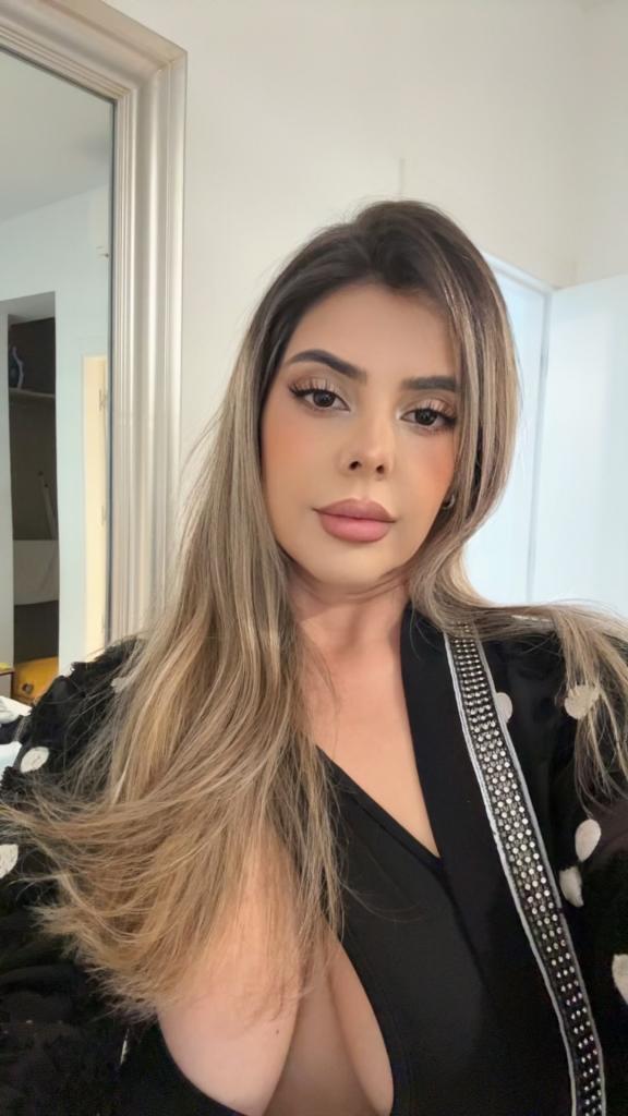 Chica busca chico en Granada: 