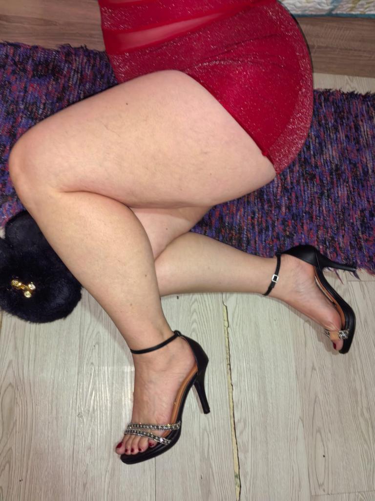 Chica busca chico en Teruel: 