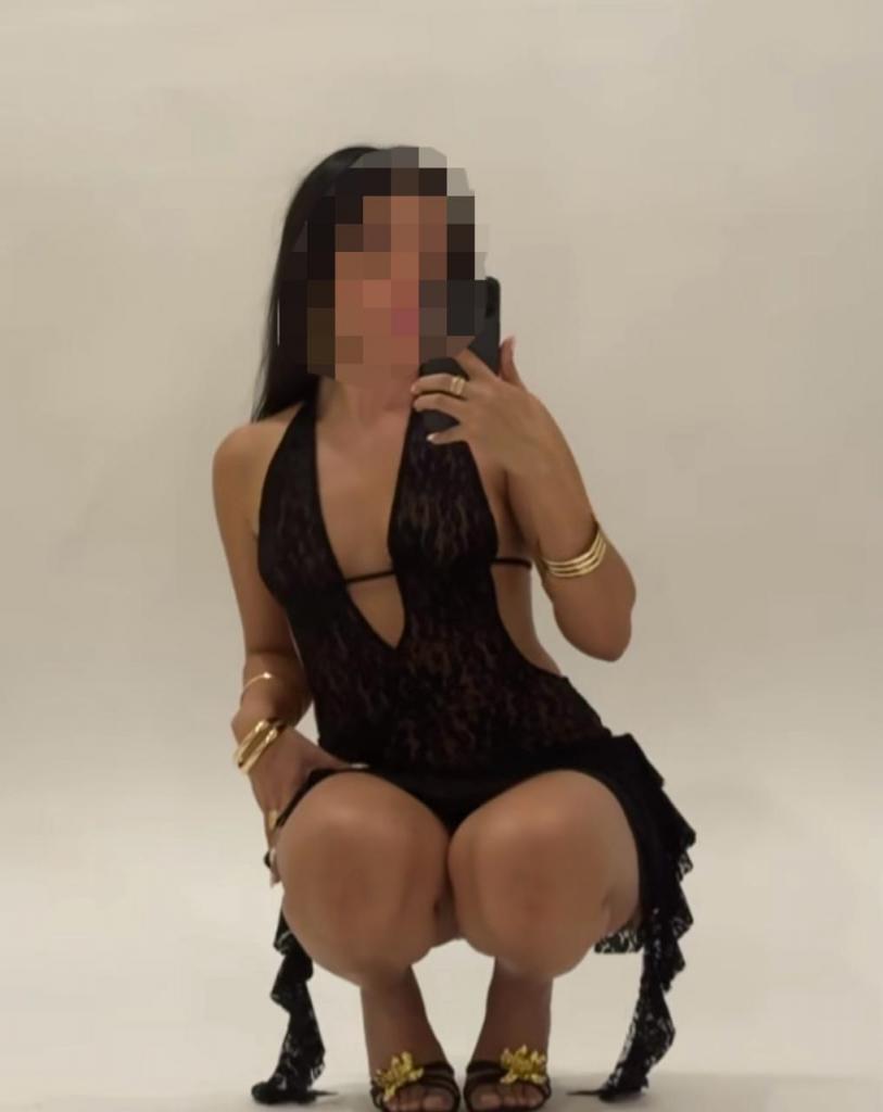 Chica busca chico en Barcelona: 