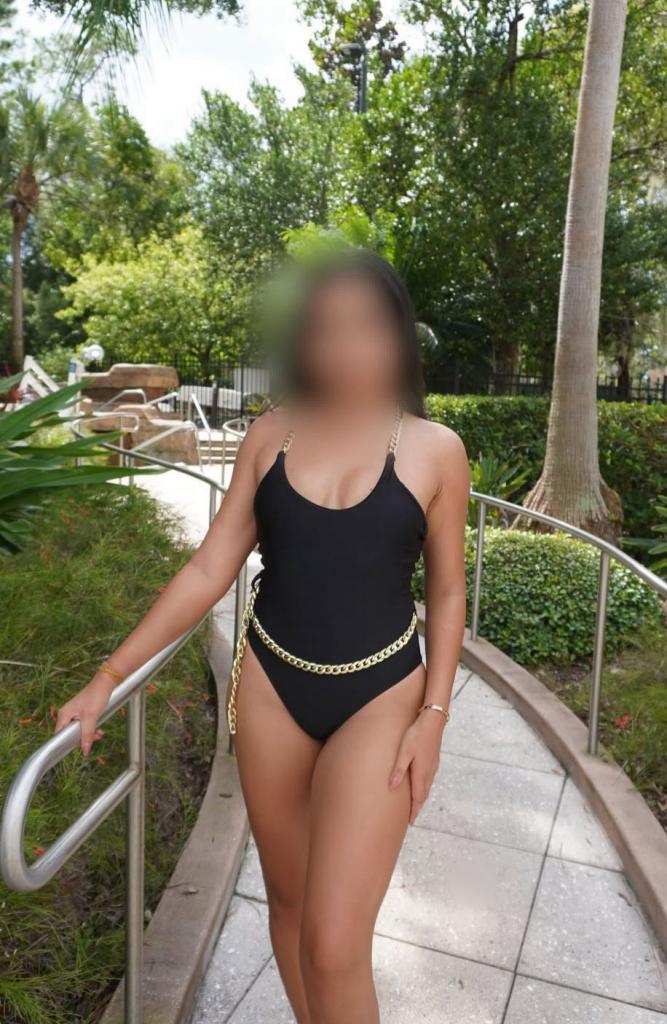 607384697: Chica busca chico en Mallorca