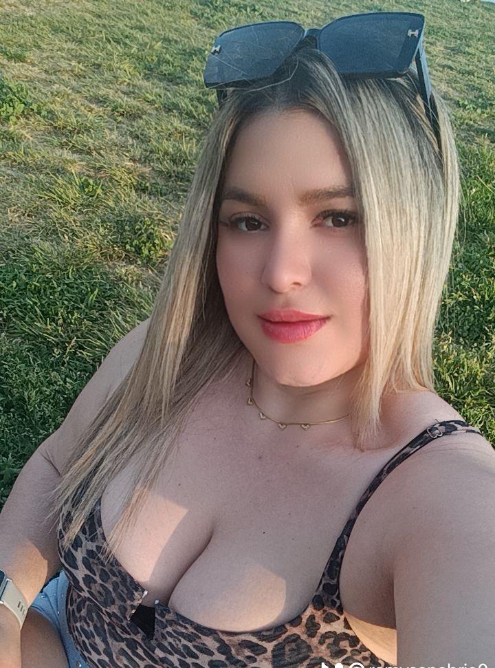 Chica busca chico en Murcia: 