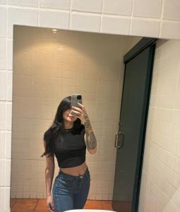 611701886: Chica busca chico en Madrid