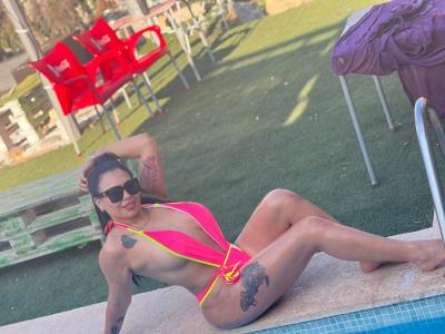 658797965: Chica busca chico en Valencia