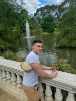 688753947: Chico busca chica en Madrid