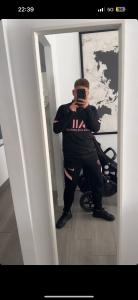 684365216: Chico busca chica en Málaga