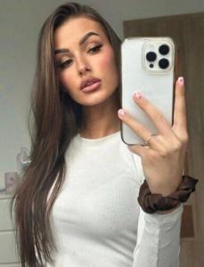 642176589: Chica busca chico en Alicante