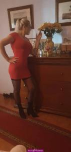 657697397: Chica busca chico en Málaga