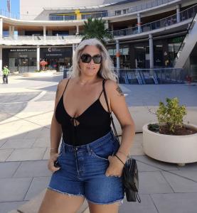 Chica busca chico en Barcelona: 