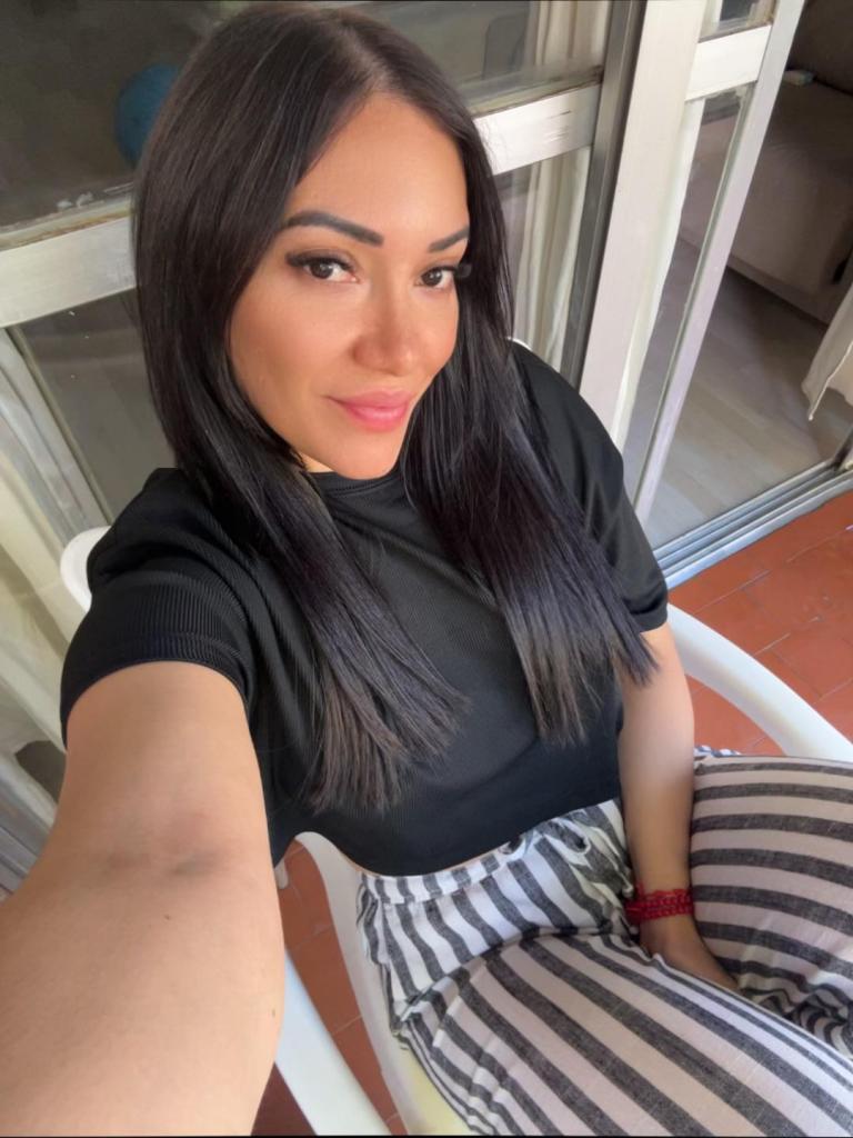 Chica busca chico en Tarragona: Chica busca chico