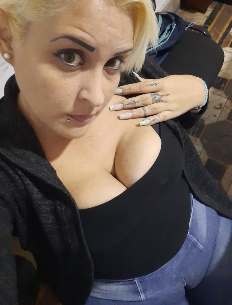 653436683: Chica busca chico en Madrid