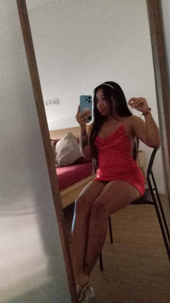 Chica busca chico en Barcelona: 