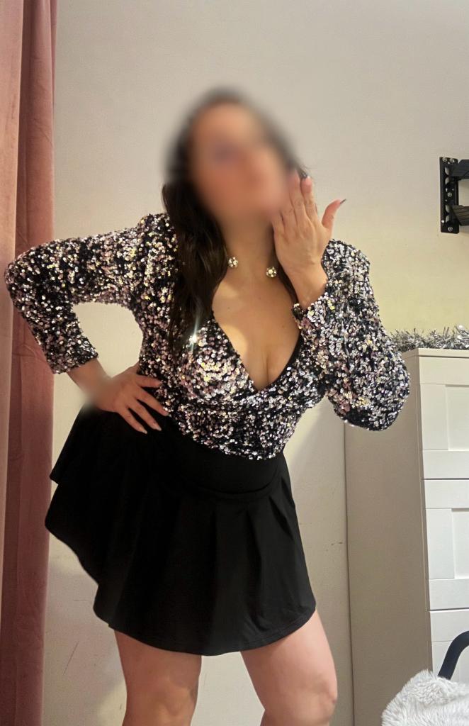 Chica busca chico en Sevilla: 