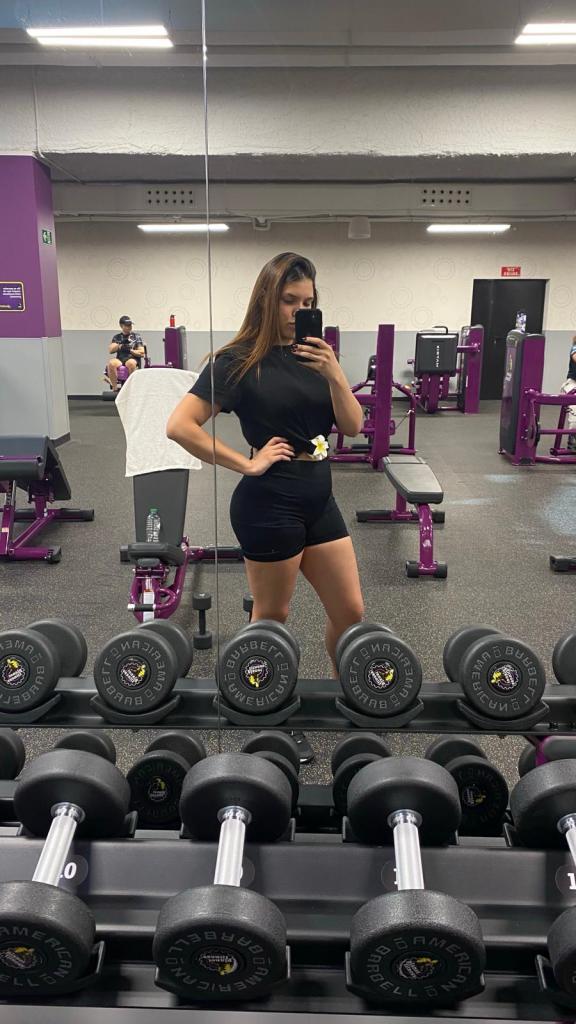 614673403: Chica busca chico en Madrid