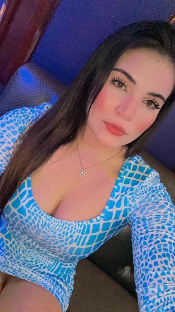 Chica busca chico en Tarragona: Chica busca chico