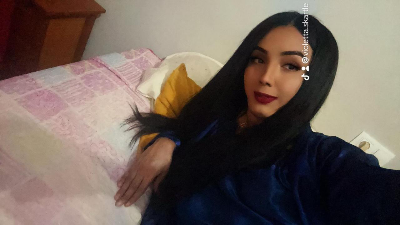 633167491: Transexual en Lugo