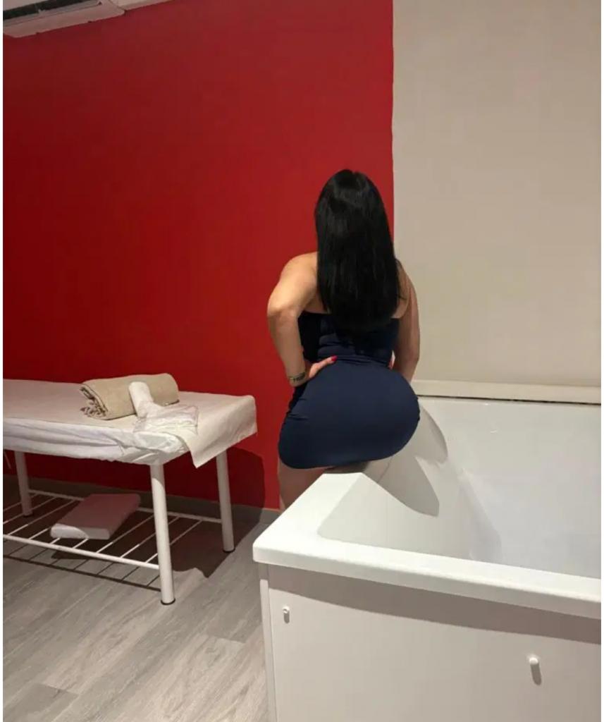 Chica busca chico en Barcelona: 