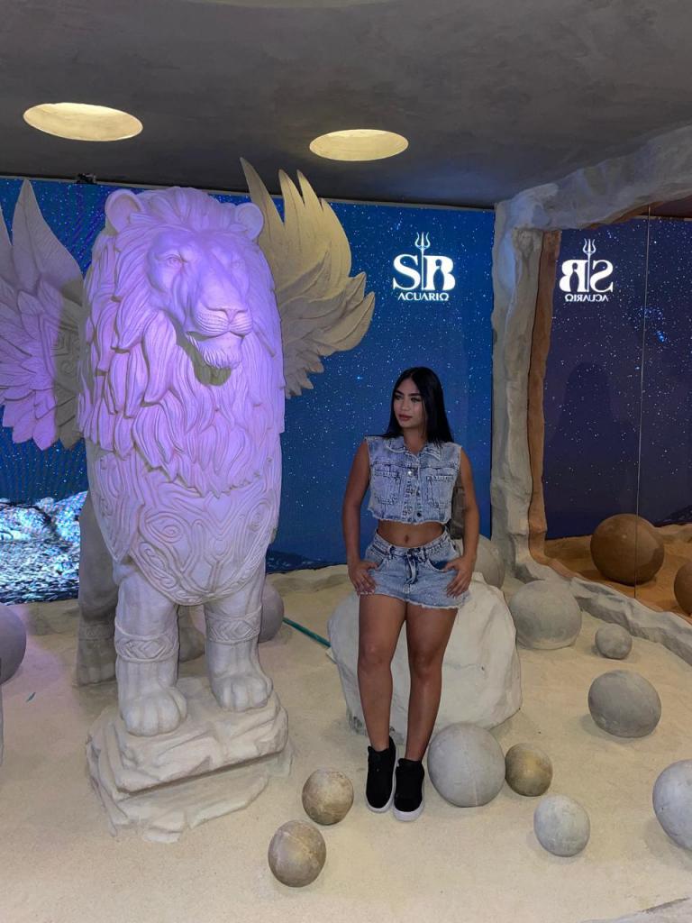 Chica busca chico en Almería: 