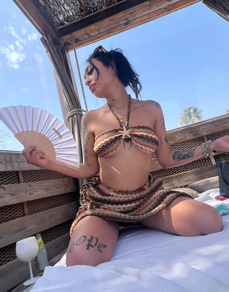 617246285: Chica busca chico en Málaga