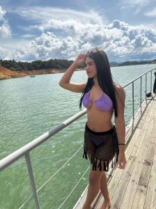 624956984: Chica busca chico en Sevilla