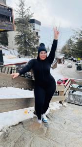 697752729: Chica busca chico en Madrid