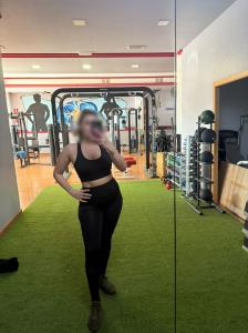 610841465: Chica busca chico en Almería