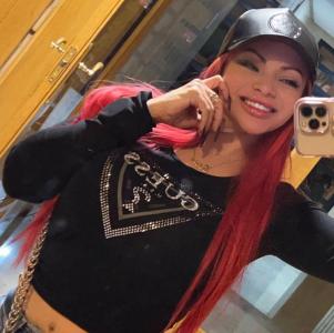 627545070: Chica busca chico en Valencia